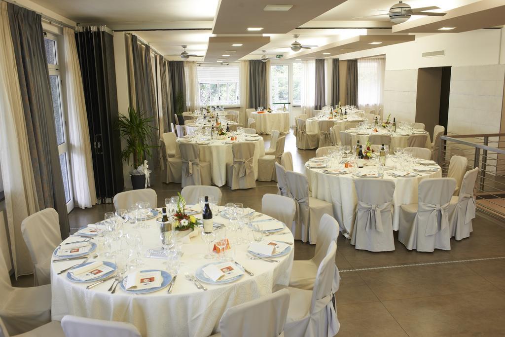 Hotel La Bussola Орта-Сан-Джуліо Екстер'єр фото